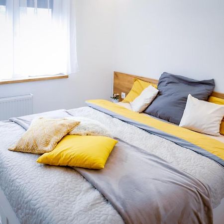 Cozy Apartment In The Downtown Γκιόρ Εξωτερικό φωτογραφία