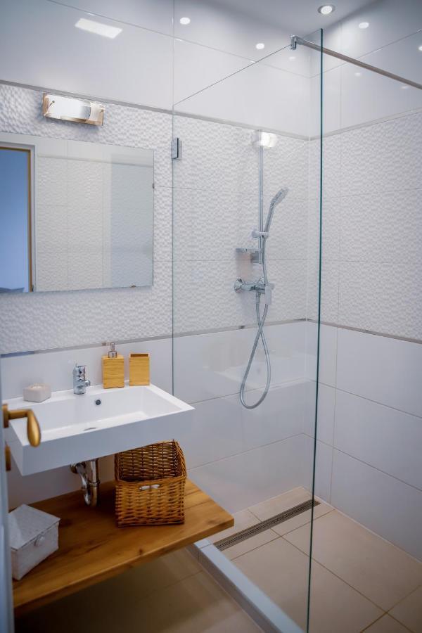 Cozy Apartment In The Downtown Γκιόρ Εξωτερικό φωτογραφία